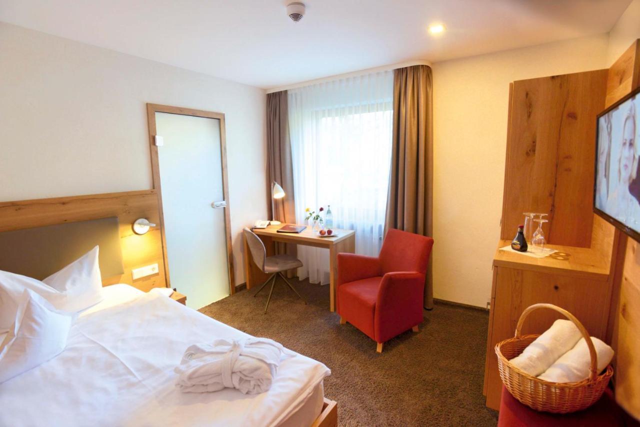 Hotel Gruener Wald فرودنستاد المظهر الخارجي الصورة